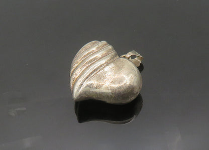 925 Sterling Silver  Vintage Fluted Detail Puffy Love Heart Pendant  PT16853