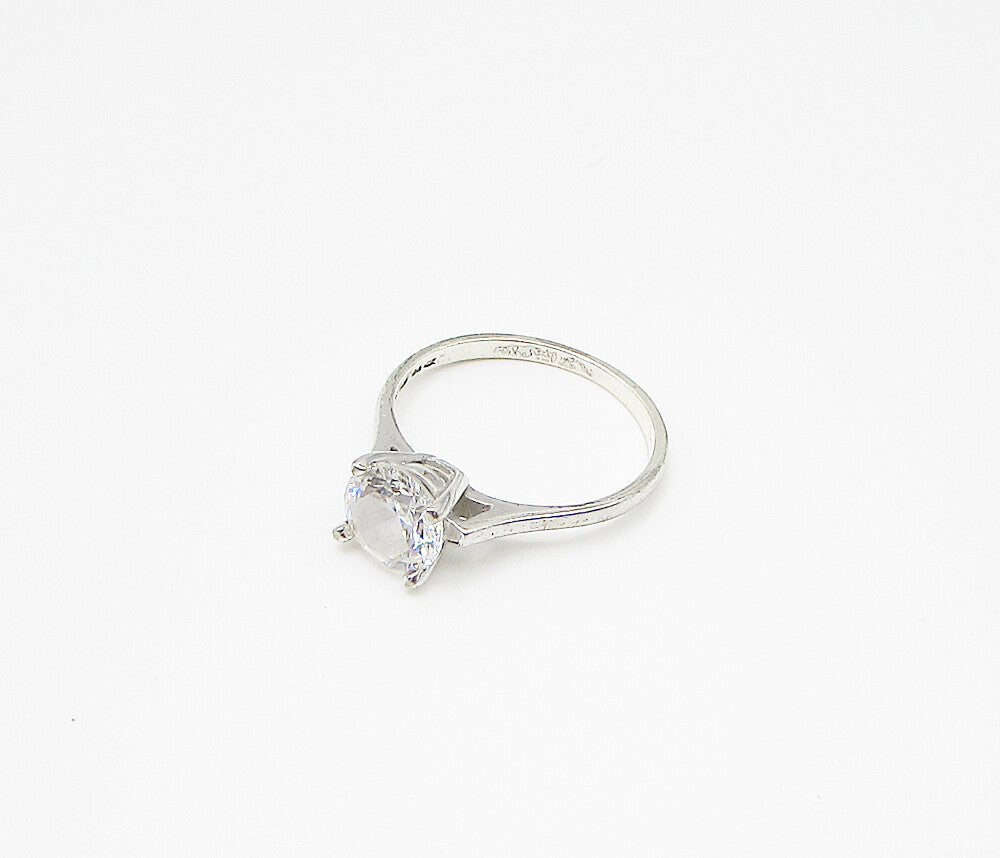925 Sterling Silver  White Cubic Zirconia Engagement Ring Sz 9  RG2962