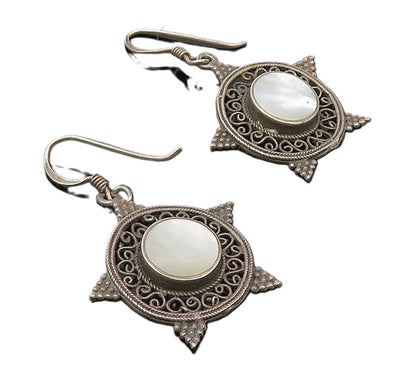925 Sterling Silver  Vintage Mother Of Pearl Dark Tone Dangle Earrings  EG6295