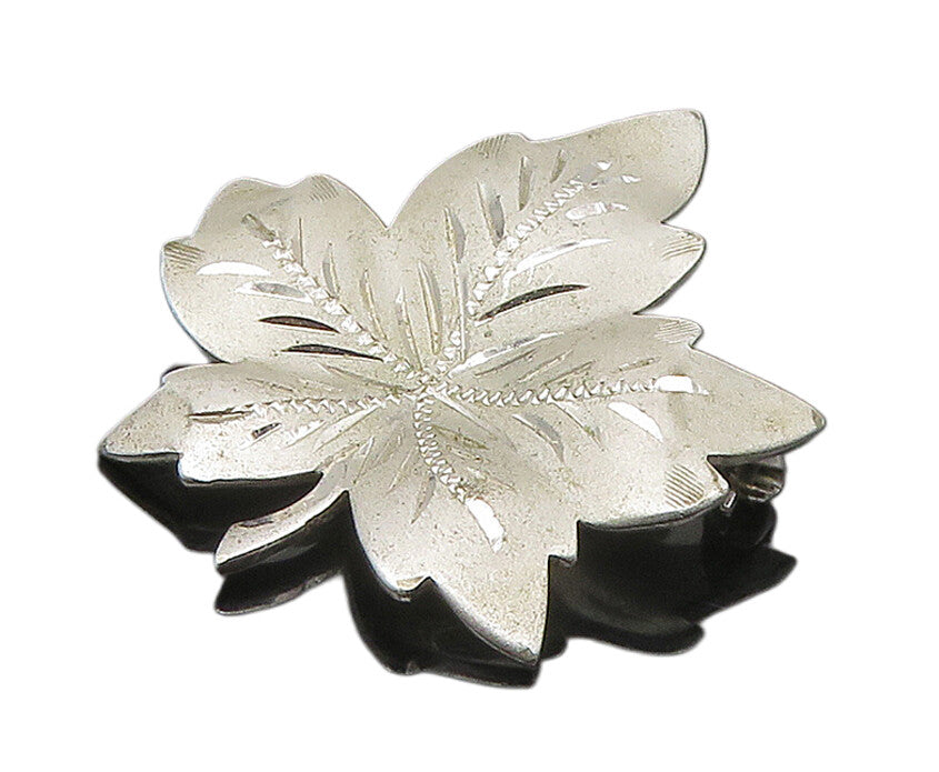 THEDA 925 Sterling Silver   Vintage Shiny Etched Floral Leaf Brooch Pin BP6624
