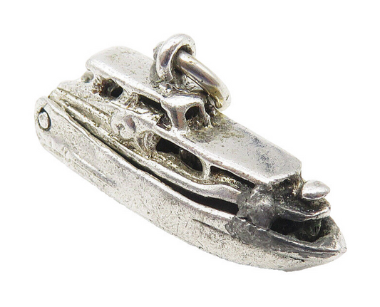 925 Sterling Silver  Vintage Shiny Pettie Yacht Boat Motif Pendant  PT8491