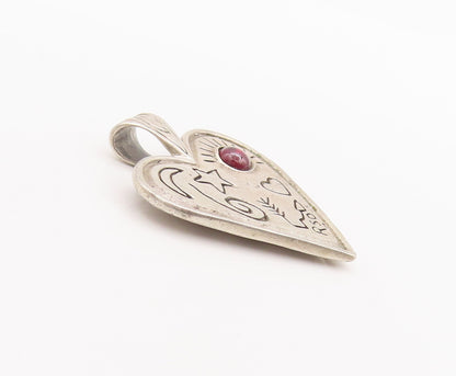 925 Sterling Silver Vintage Pendant Garnet Heart Etched Stars Moon  PT22557