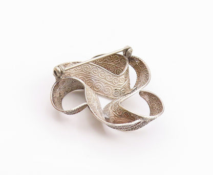 BEAU 925 Sterling Silver  Vintage Swirl Ribbon Design Brooch Pin  BP5767