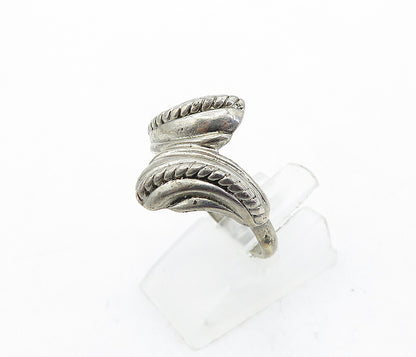 925 Sterling Silver  Vintage Fluted Twist Bypass Band Ring Sz 8.5  RG4702