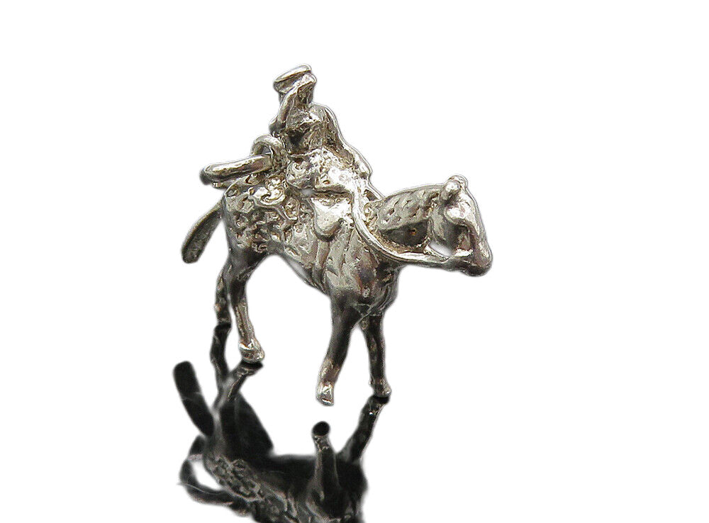 925 Sterling Silver  Vintage Petite Shiny Man On Horse Drop Pendant  PT6827