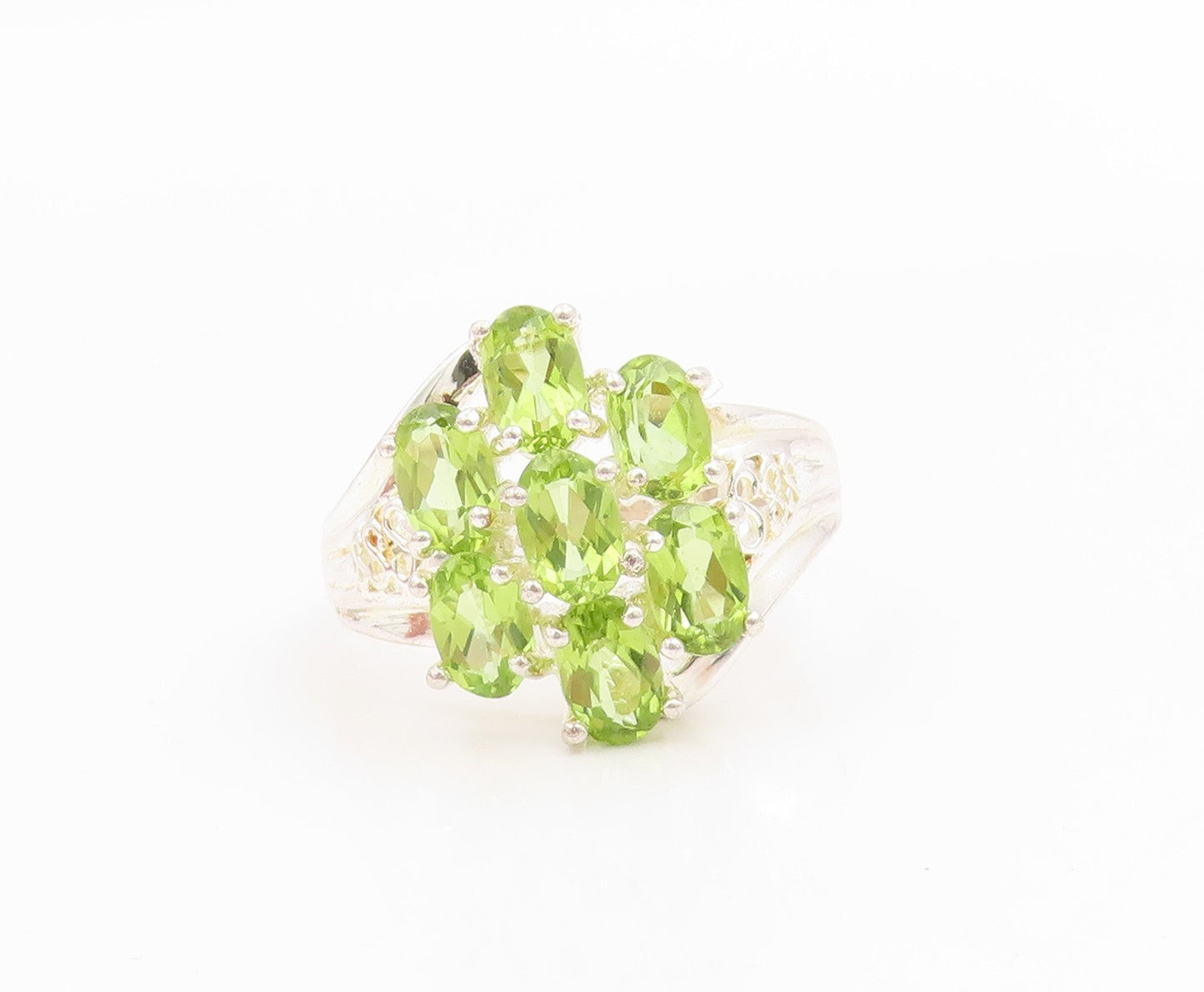 925 Sterling Silver Vintage Ring Elegant Peridot Floral Cluster  Sz 10  RG36075