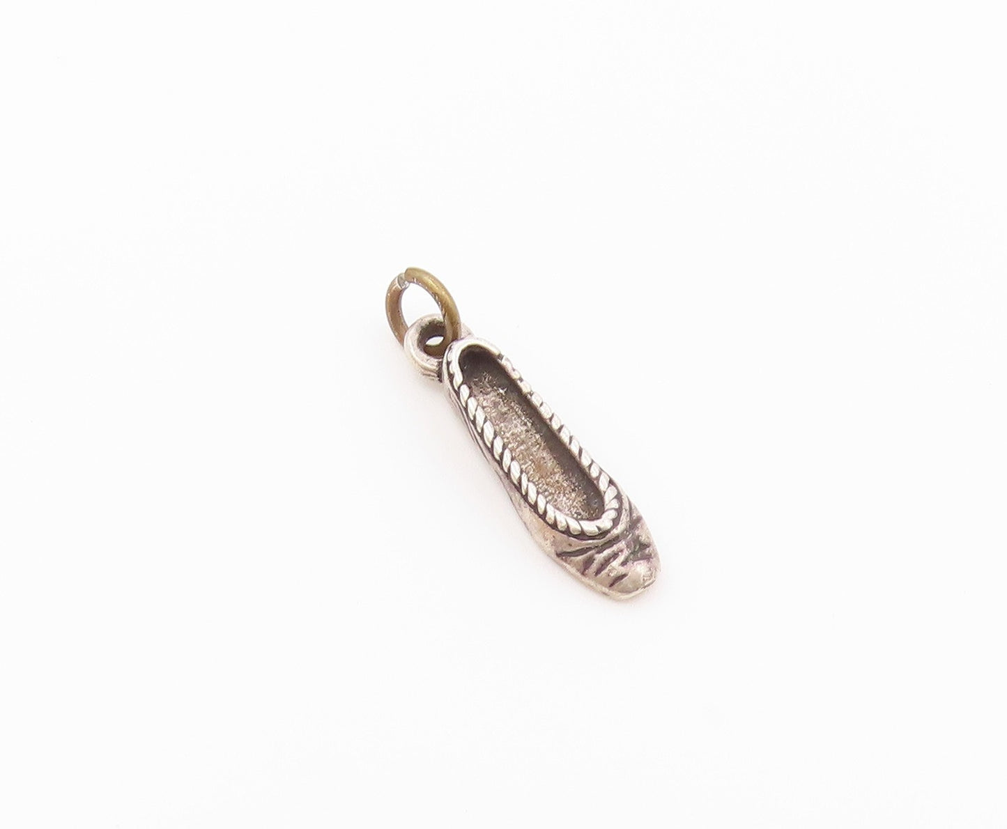 925 Sterling Silver  Vintage Petite Ballerina Flat Shoe Pendant  PT18025