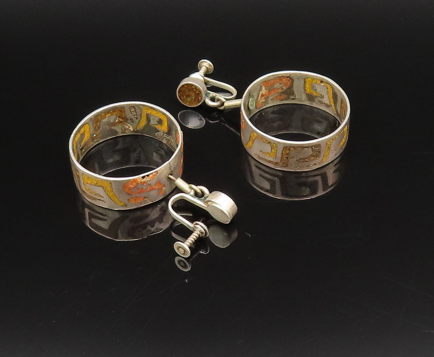 SARITASCO 925 Silver  Vintage Crushed Spiny Screw Back Dangle Earrings EG12238
