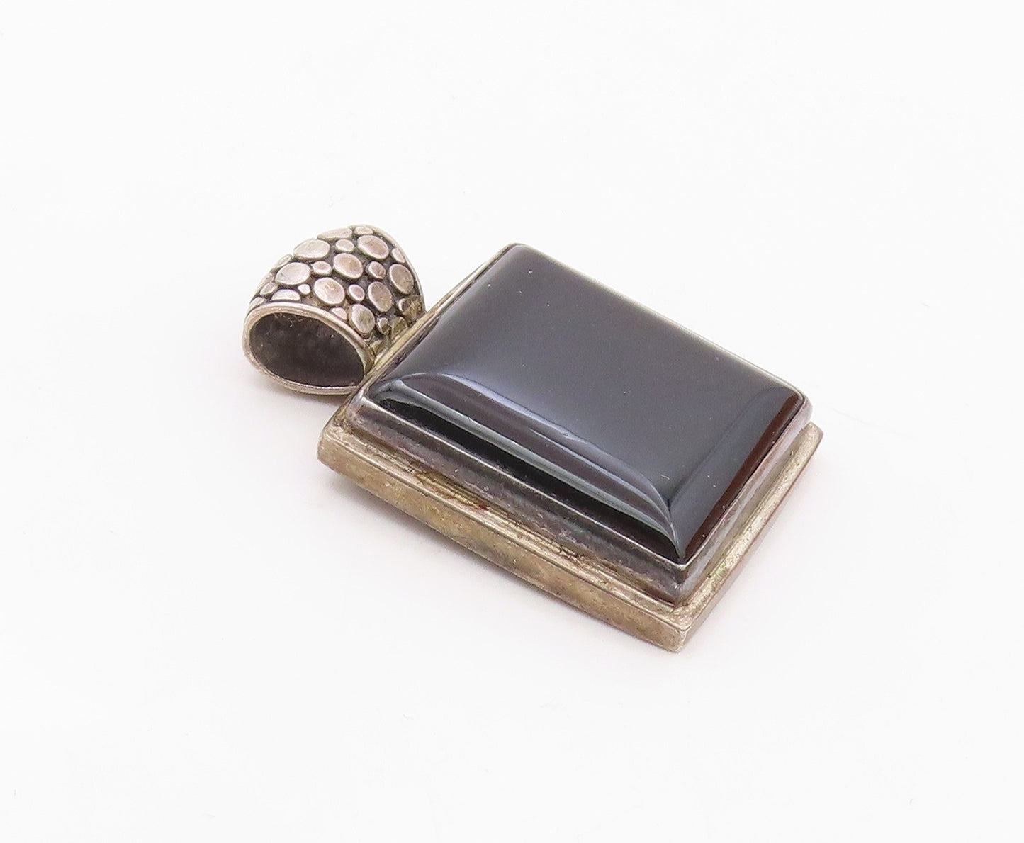 925 Sterling Silver  Vintage Black Onyx Circle Patterned Bail Pendant  PT16740