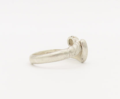 925 Sterling Silver Vintage Ring Dented Head Bypass Lock Carved Sz 8  RG27842