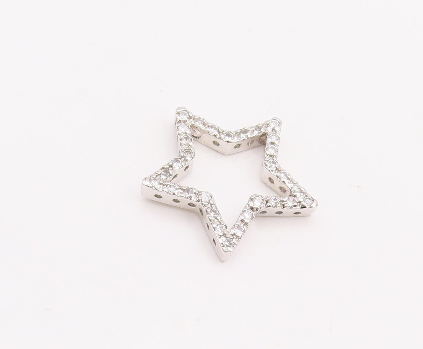 925 Sterling Silver Vintage Pendant Round Topaz Beaded Cutout Star  PT23341