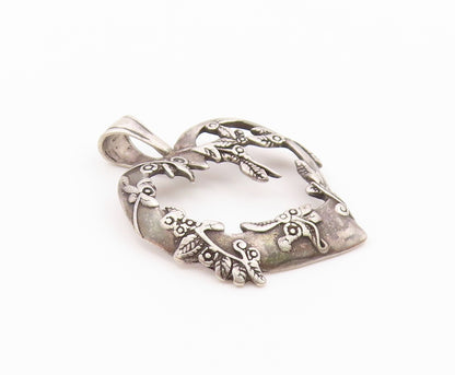 925 Sterling Silver  Vintage Mini Creeper Wrapped Carved Heart Pendant PT22231