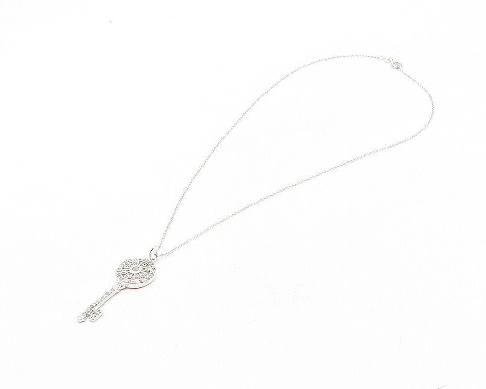 925 Sterling Silver  Genuine Diamonds Floral Key Motif Chain Necklace  NE1892