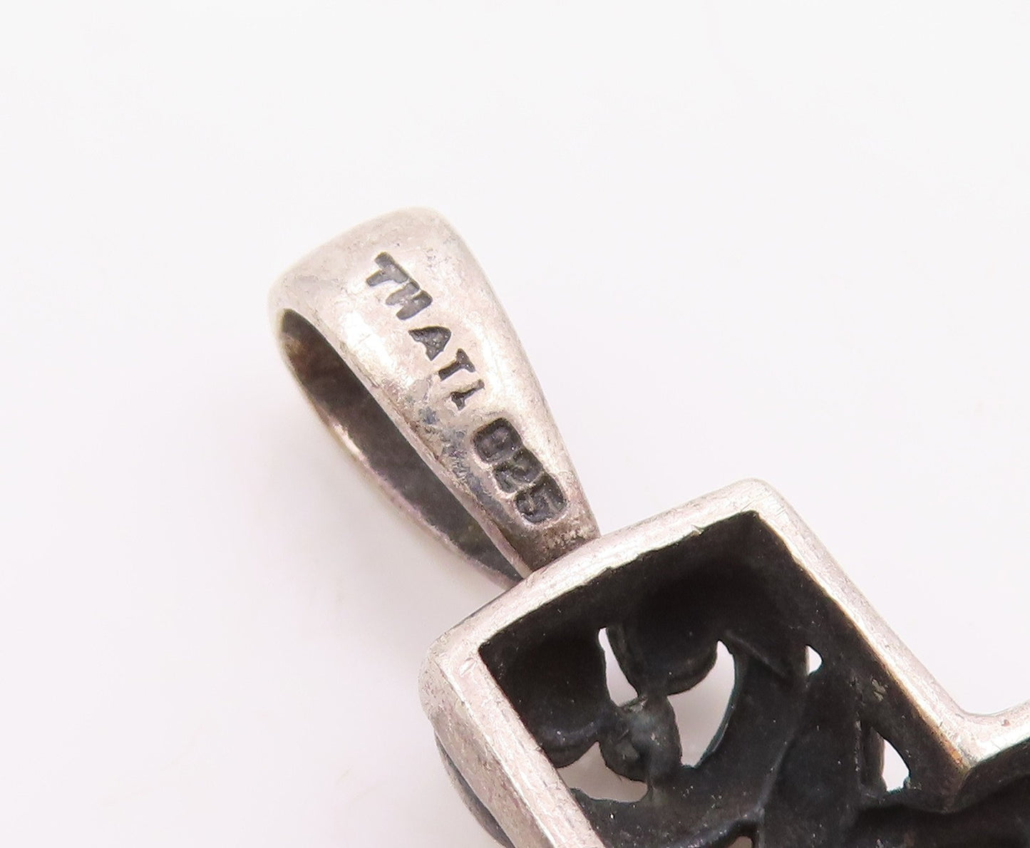 925 Sterling Silver  Vintage Shiny Heart Swirl Pattern Cross Pendant  PT19290
