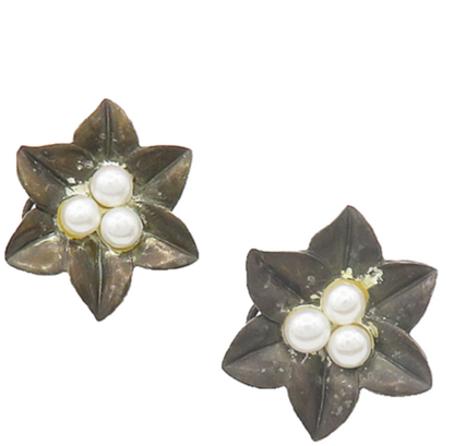 925 Silver  Vintage Freshwater Pearls Flower Motif Non Pierce Earrings  EG9475