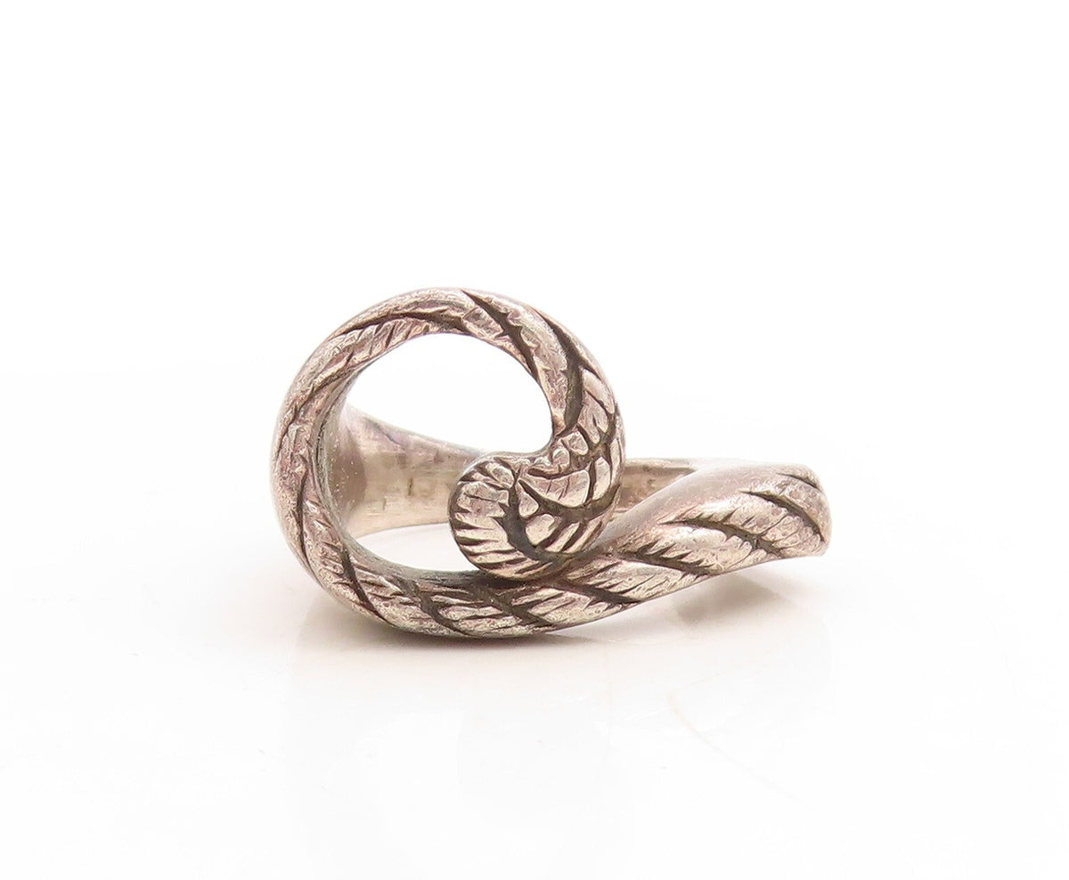 925 Sterling Silver Vintage Ring Dark Tone Etched Swirled Tail  Sz 5.5  RG31497