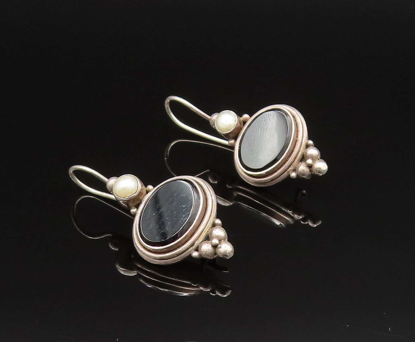 925 Sterling Silver  Vintage Black Onyx & Fresh Water Pearl Earrings  EG11960