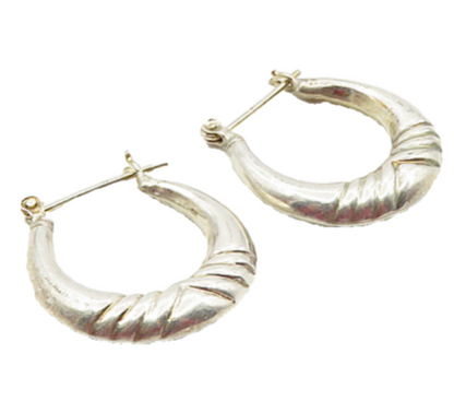 925 Sterling Silver  Vintage Shiny Hollow Fluted Detail Hoop Earrings  EG4722