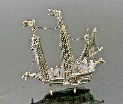 925 Sterling Silver  Vintage Shiny Sailing Ship Motif Table Trinket  TR2589