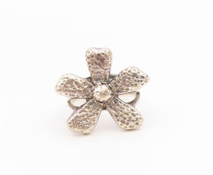 925 Sterling Silver Vintage Ring Classic Textured Floral Petal  Sz 8  RG36025