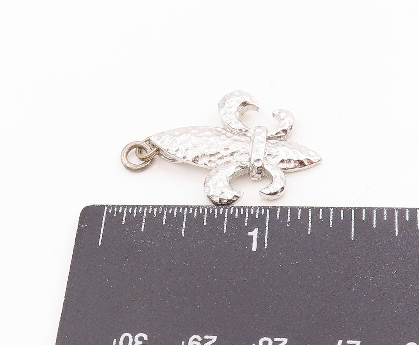 925 Sterling Silver Vintage Pendant Hammered French Lily Royalty Symbol  PT25398