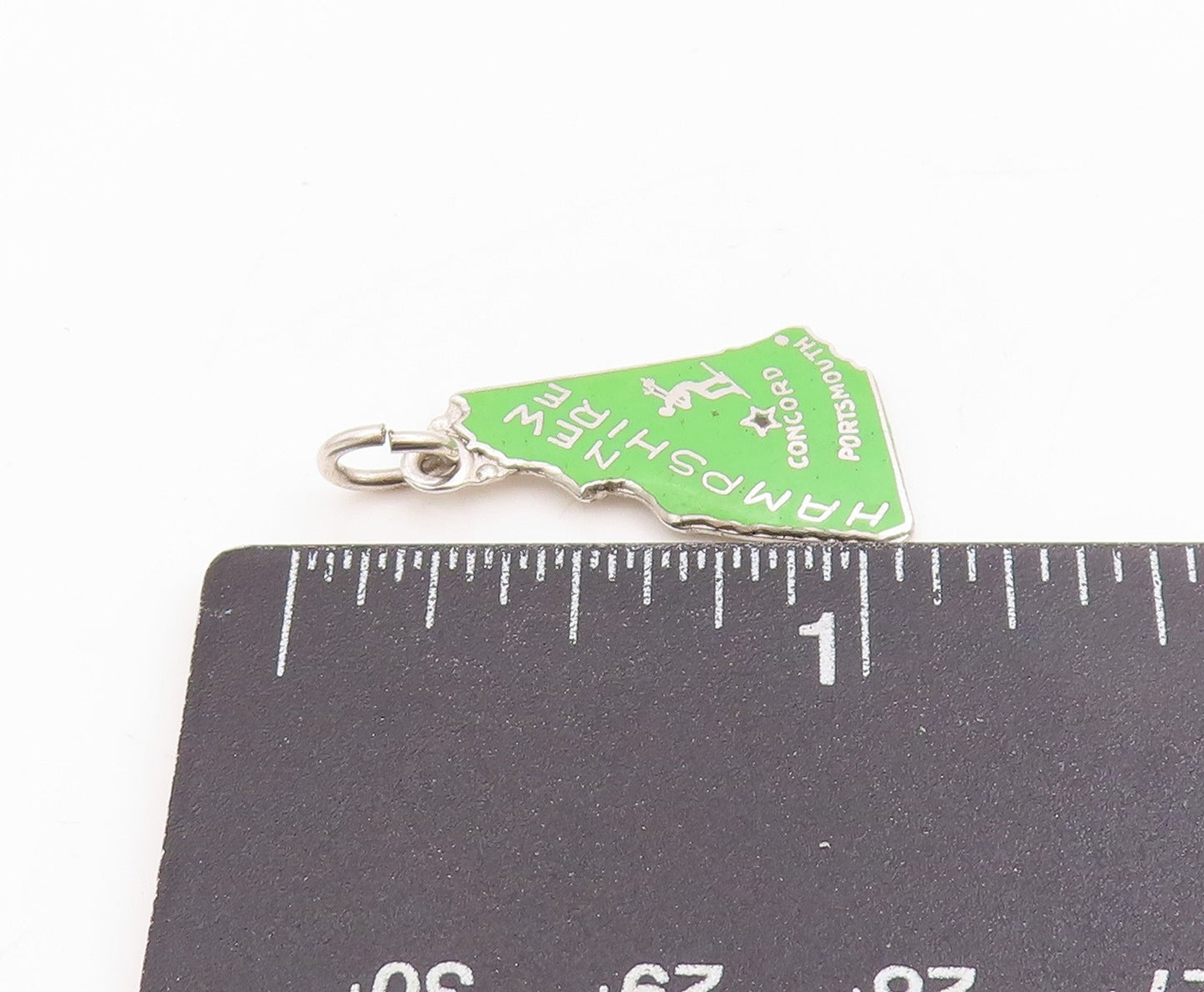 925 Sterling Silver Vintage Pendant Enameled New Hampshire State Map  PT25390