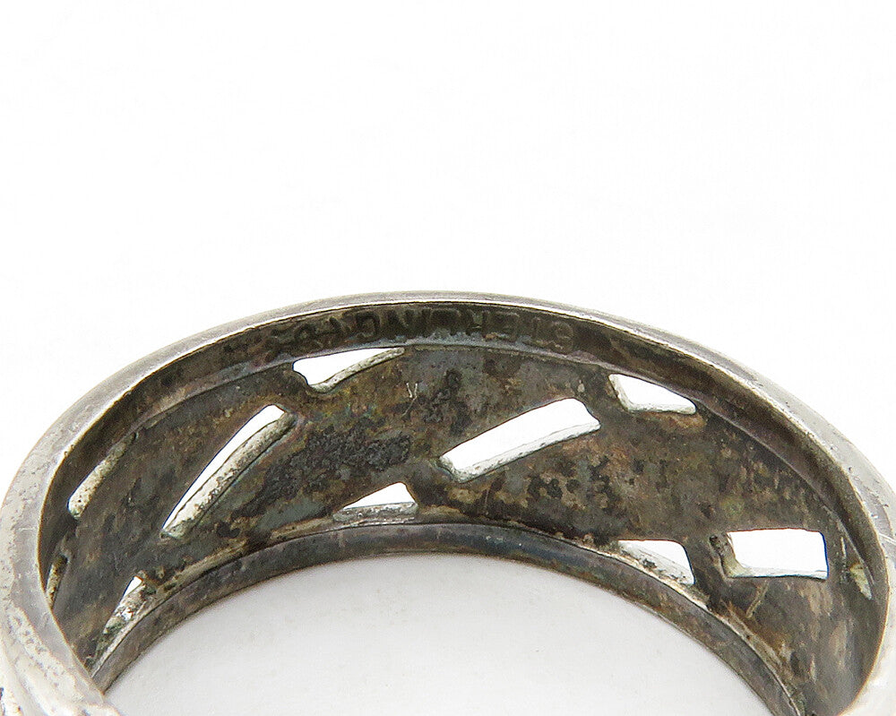 UNCAS 925 Sterling Silver  Vintage Slanted Floral Band Ring Sz 6  RG13589