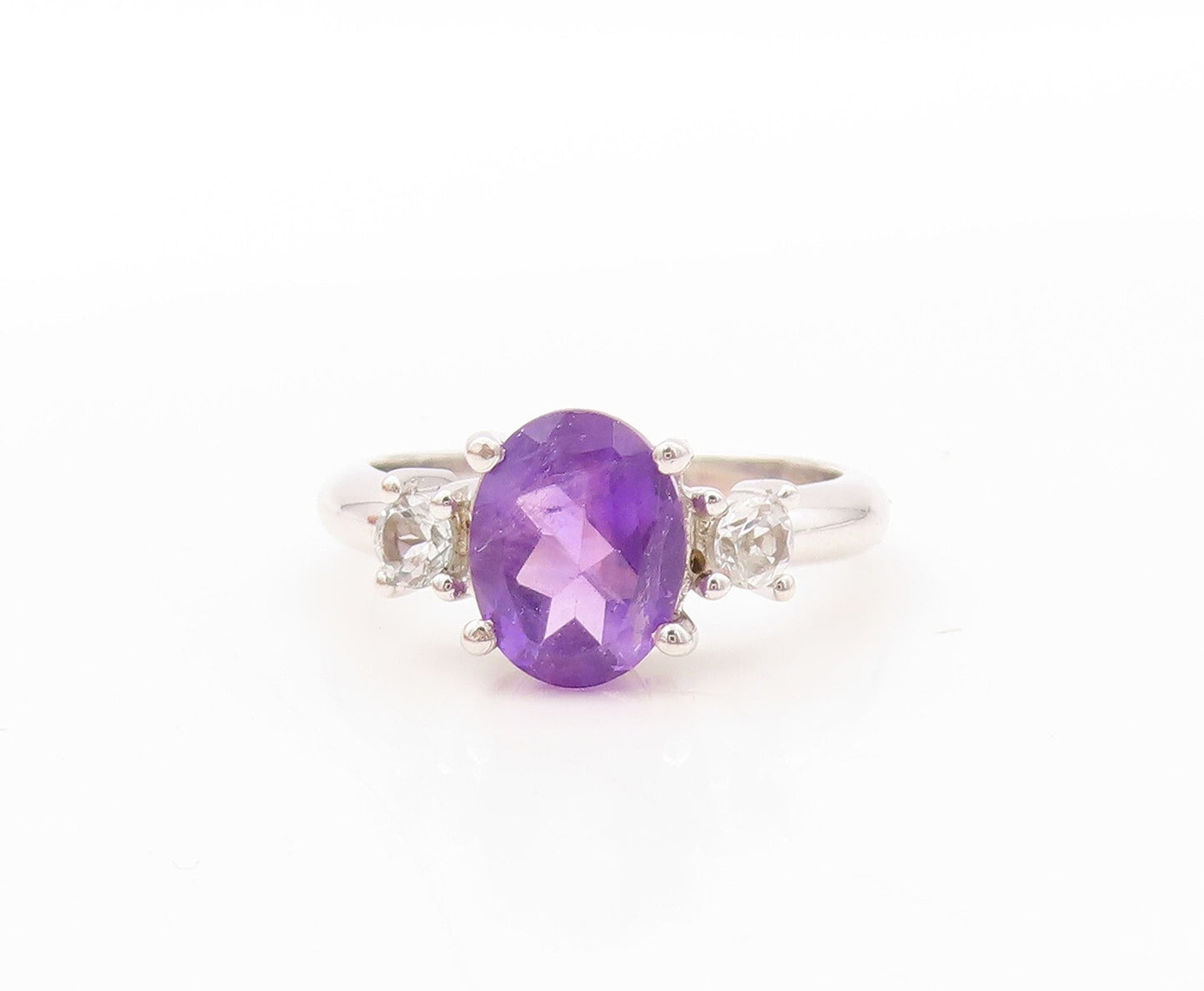 925 Sterling Silver Vintage Ring Oval Cut Amethyst CZ Side Stones  Sz 7  RG30686