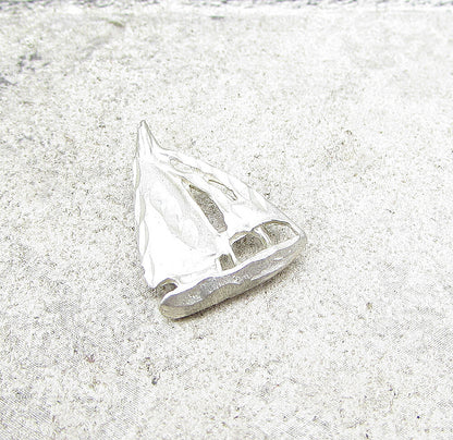 925 Sterling Silver  Vintage Etching Detail Sailing Ship Pendant  PT1341