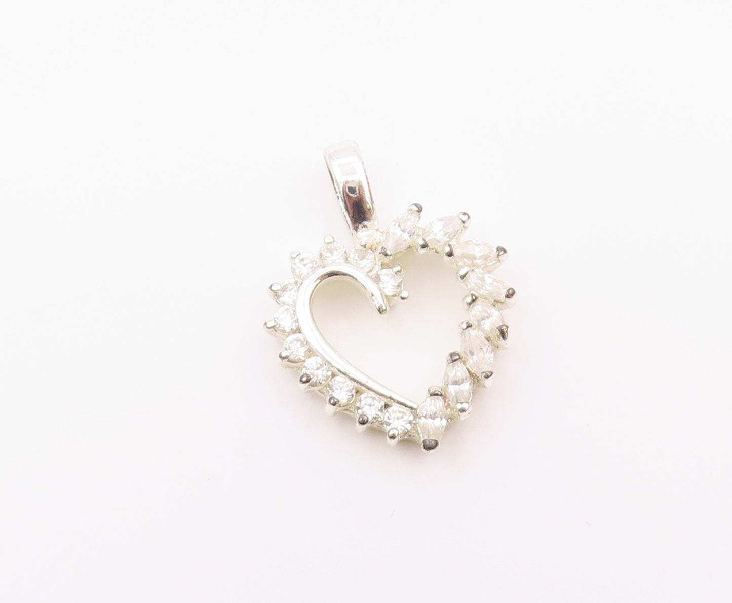 925 Sterling Silver  Sparkling White Topaz Open Love Heart Pendant  PT8845