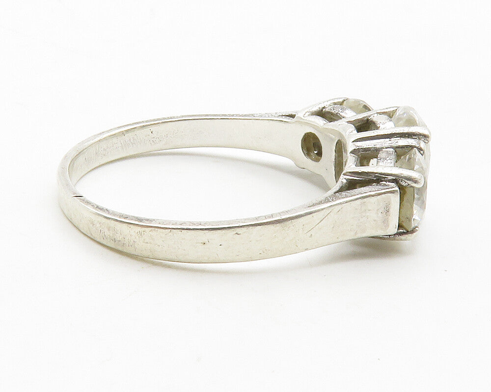 925 Sterling Silver  Cubic Zirconia 3 Stone Shiny Band Ring Sz 9  RG13754