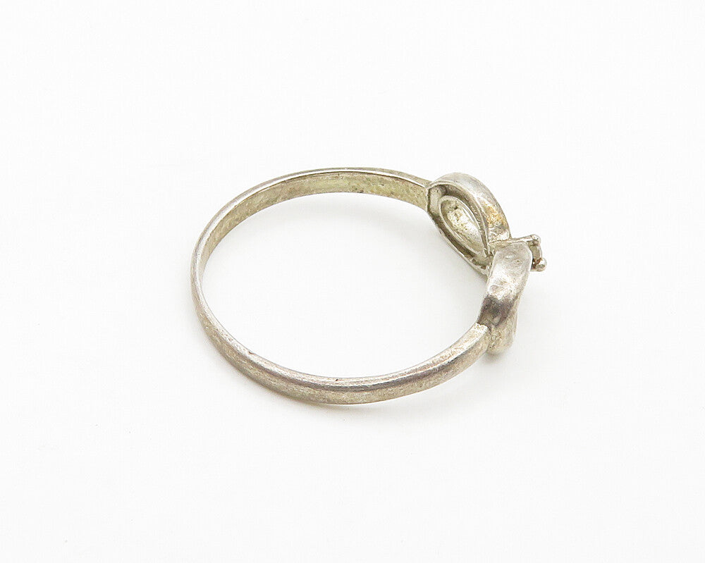 925 Sterling Silver   Vintage Petite Topaz Infinity Band Ring Sz 7.5  RG19423