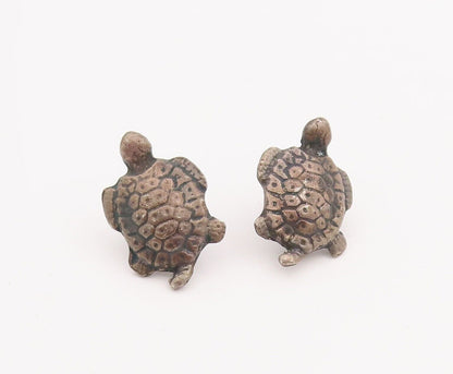 925 Sterling Silver Vintage Earrings Solid Carved Turtle  EG13095