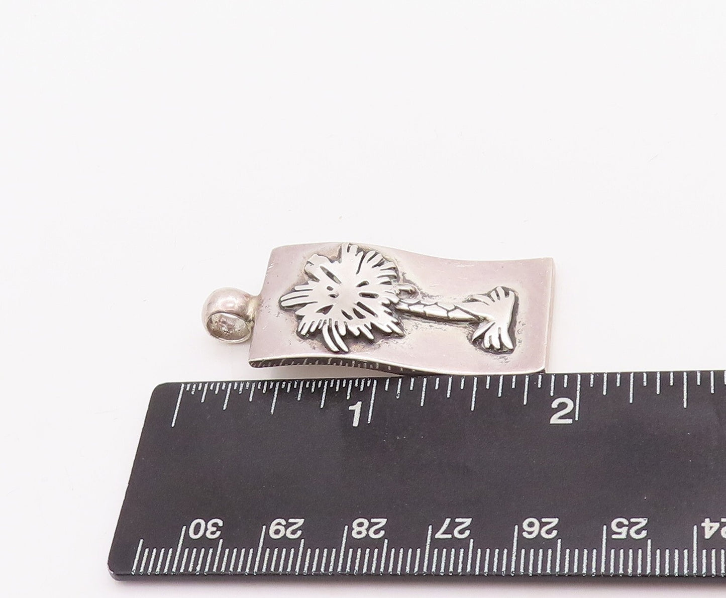 925 Sterling Silver Vintage Pendant Solid Coconut Tree Carved  PT23377