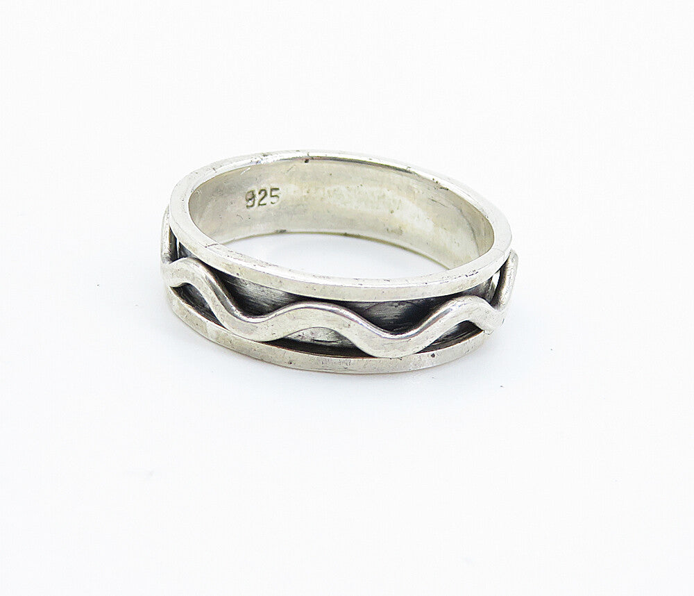 925 Sterling Silver  Oxidized Wavy Detail Round Shiny Band Ring Sz 6.5  RG8255