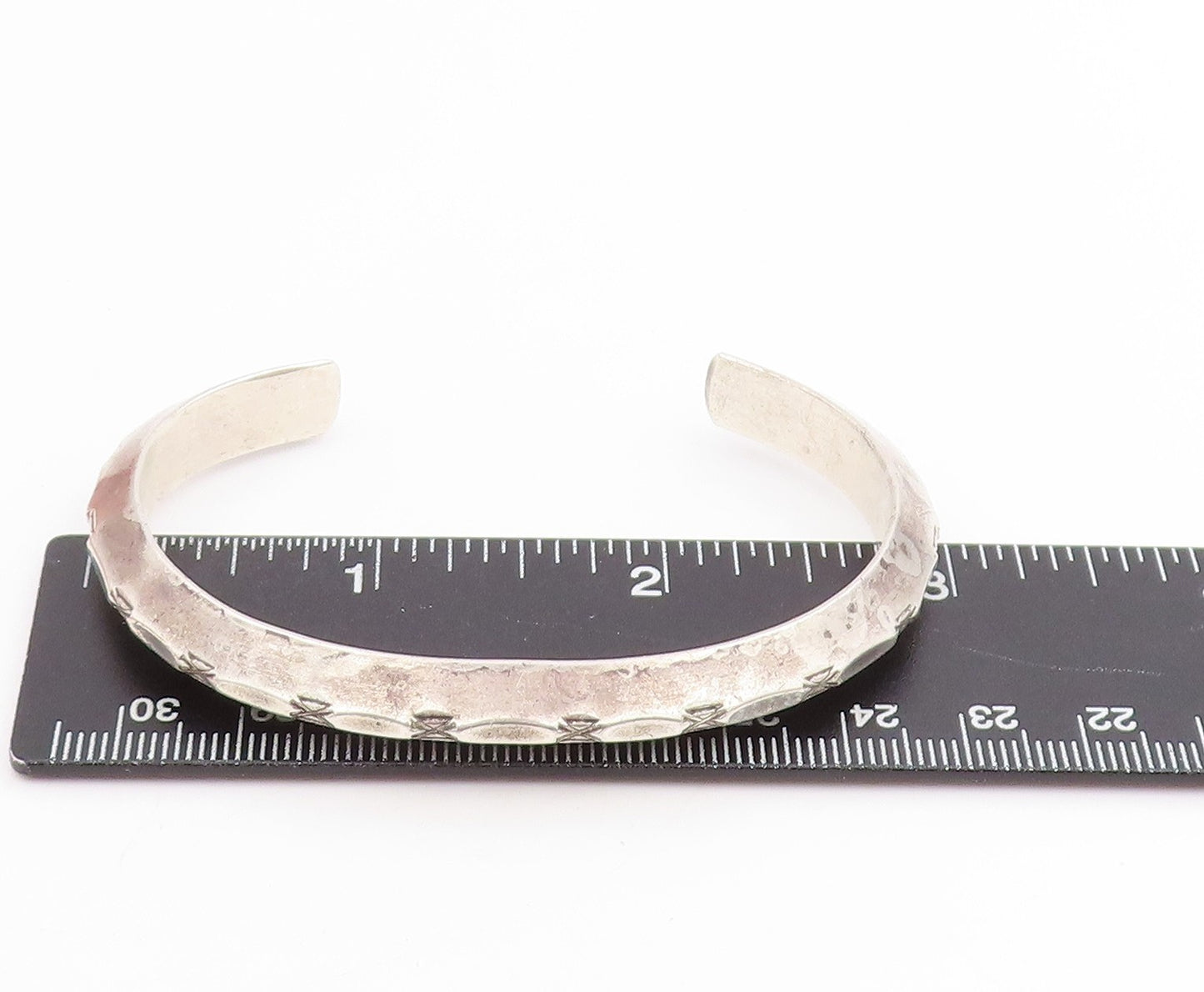 925 Sterling Silver Vintage Bracelet Modernist Solid Groove Narrow Cuff  BT11477
