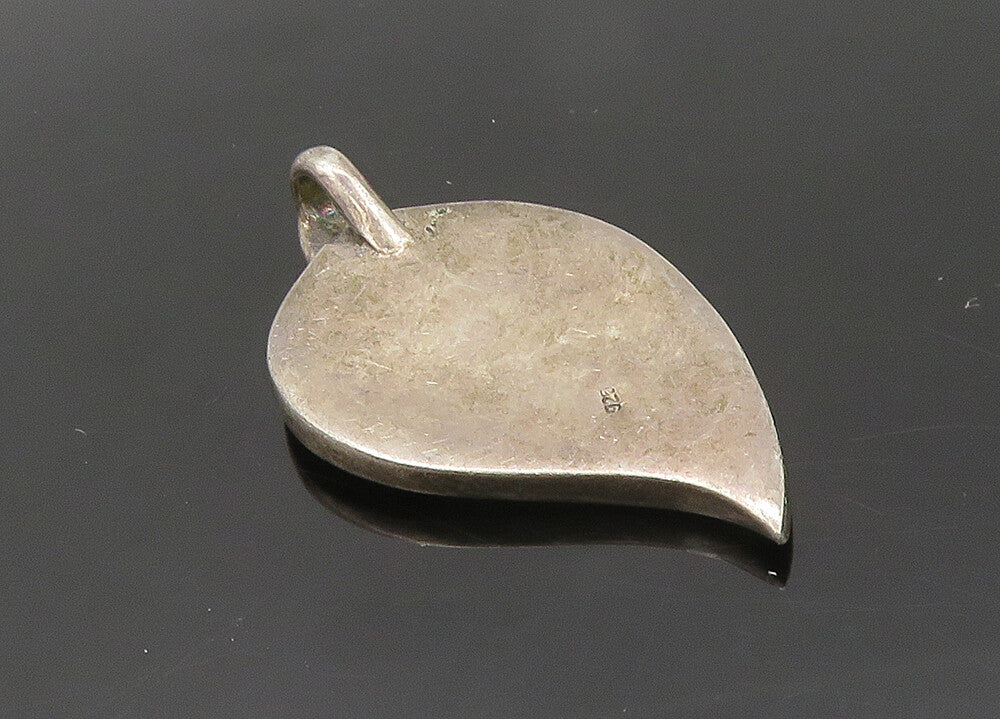 925 Sterling Silver  Vintage Mother Of Pearl Floral Leaf Pendant  PT16745