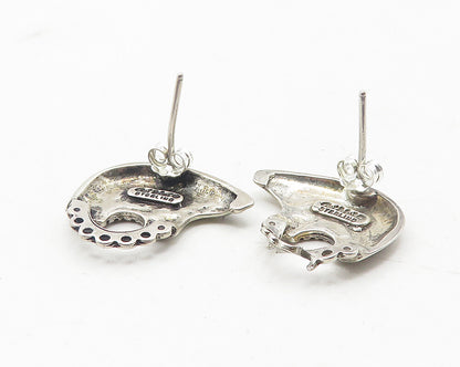 NAVAJO 925 Sterling Silver  Vintage Arrow Etched Bear Drop Earrings  EG5952