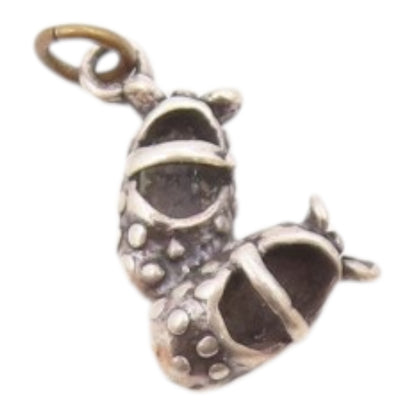 925 Sterling Silver Vintage Petite Pair Of Mary Jane Shoes Pendant PT17746