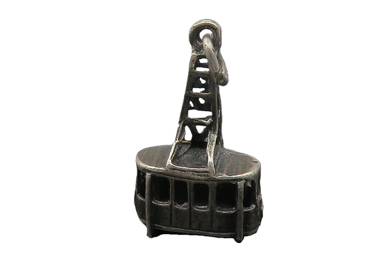 925 Sterling Silver  Vintage Petite Oxidized Cable Lift Motif Pendant  PT8906