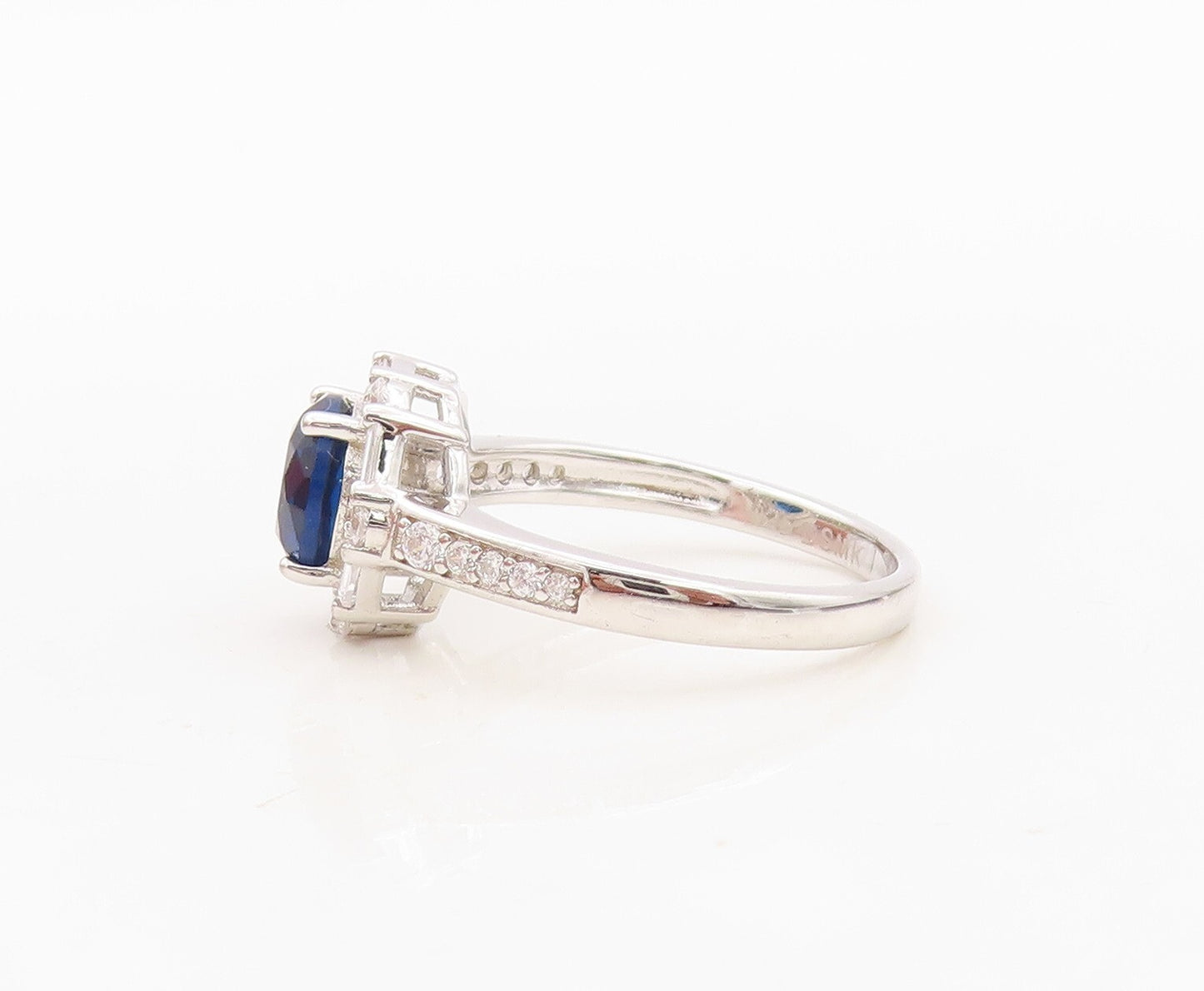 925 Sterling Silver Vintage Ring Round Sapphire Halo CZ Frame  Sz 7 RG30353