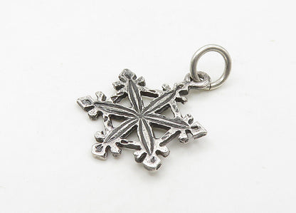 925 Sterling Silver  Vintage Shiny Petite Winter Snowflake Pendant  PT17235