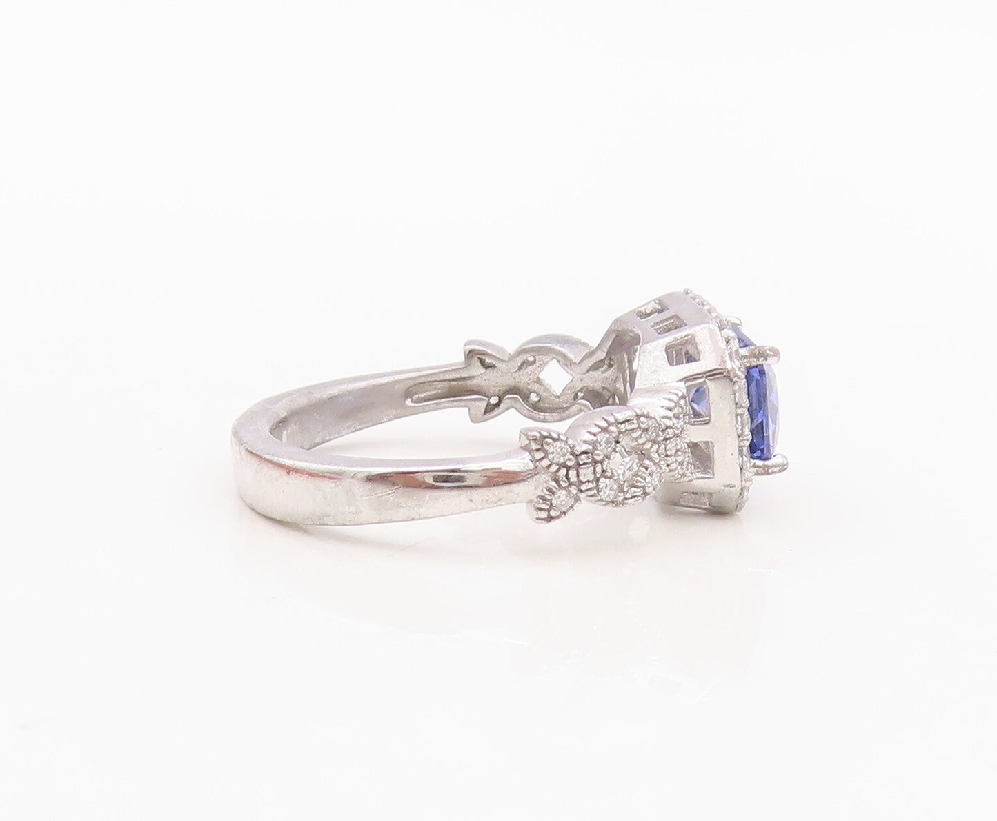 925 Sterling Silver Vintage Ring Rectangle Cut Sapphire Halo CZ  Sz 7  RG30138