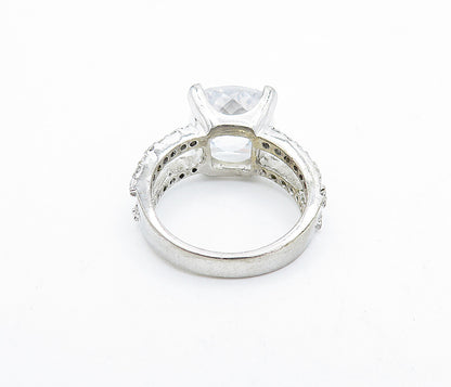 925 Sterling Silver  Cubic Zirconia Solitaire With Accents Ring Sz 5  RG5291