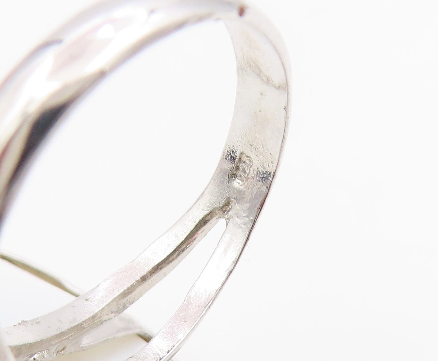 925 Sterling Silver Vintage Ring Modernist Mother Of Pearl Band  Sz 7  RG36507