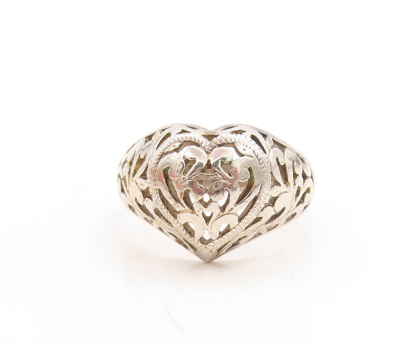925 Sterling Silver Vintage Ring Designer Swirly Heart Design  Sz 9.5  RG31648