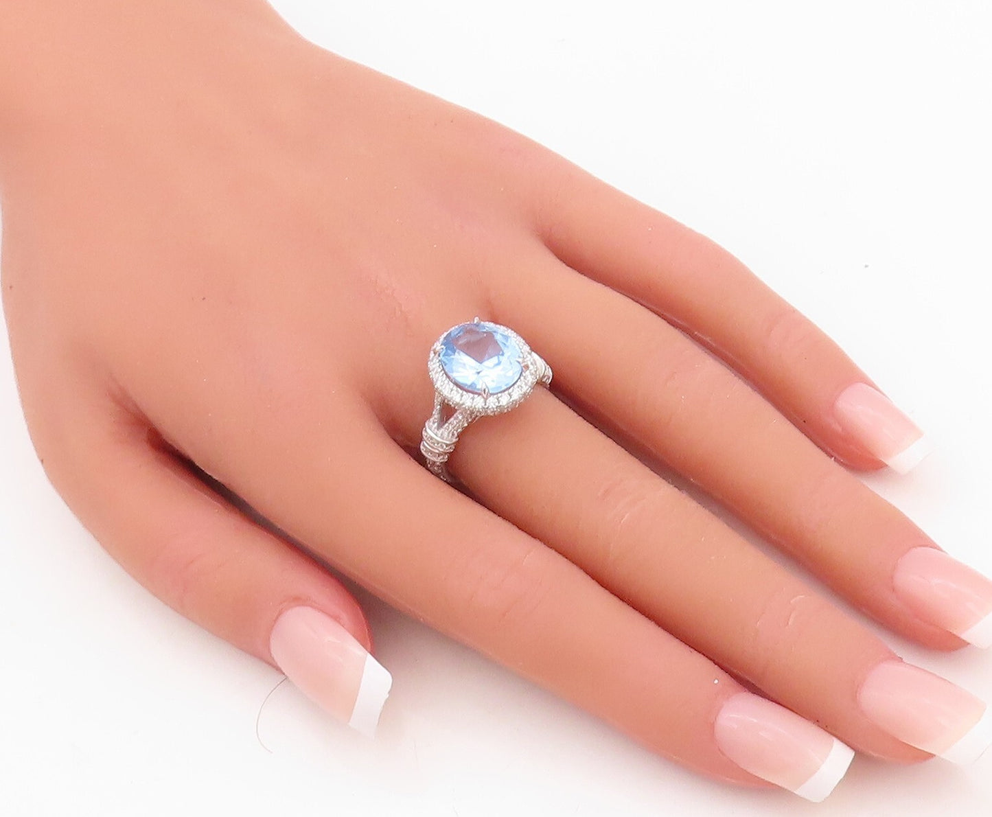 925 Sterling Silver Vintage Ring Designer Oval Blue Halo White CZ  Sz 7  RG30137