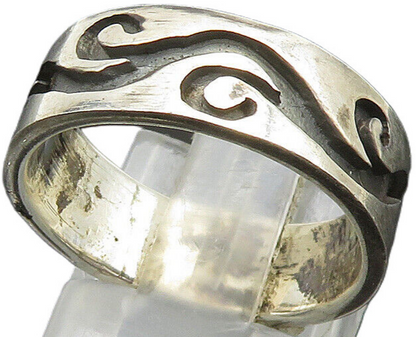 925 Sterling Silver  Vintage Engraved Wave Swirl Band Ring Sz 7.5  RG24412