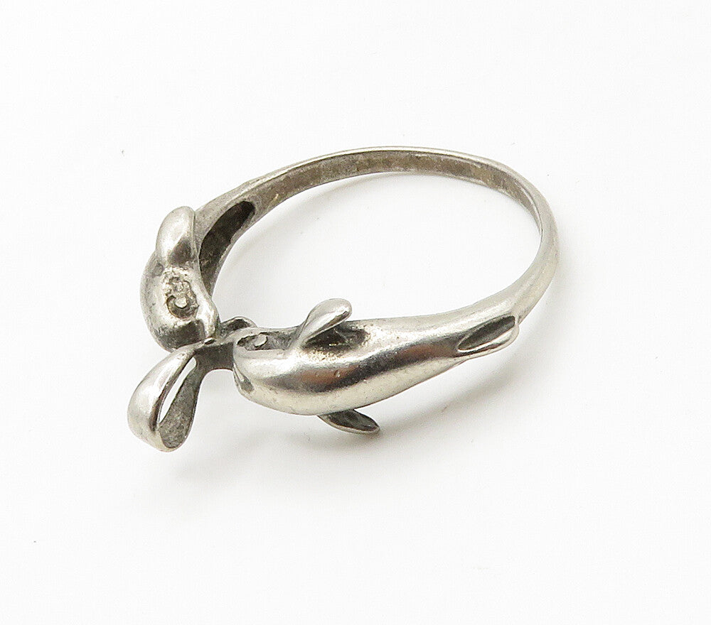925 Sterling Silver  Vintage Double Dolphin Motif Open Circle Pendant  PT12501