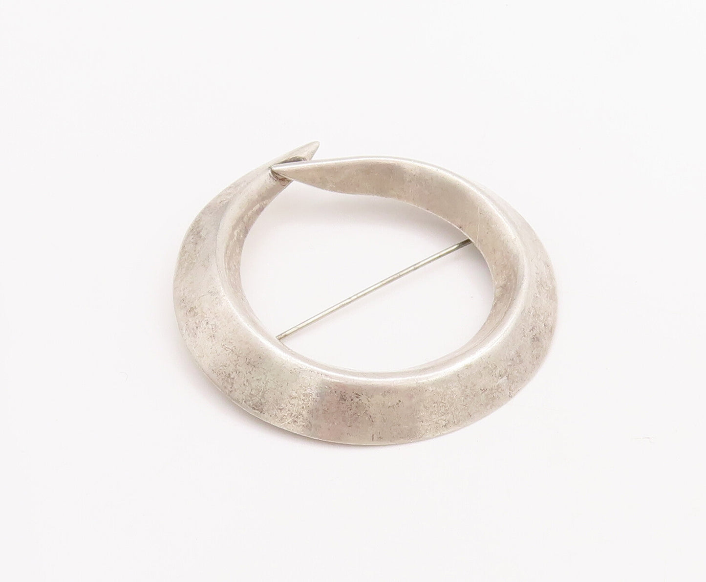 925 Sterling Silver Vintage Brooch Pin LESTER KISH Designer Cutout 'O'  BP11068